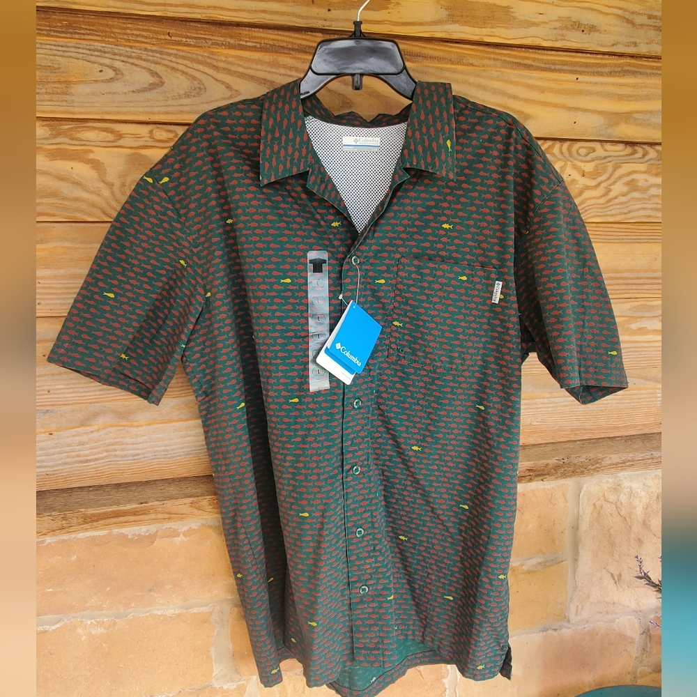 Men's Columbia PFG fish print short sleeve vented fishing shirt size Large